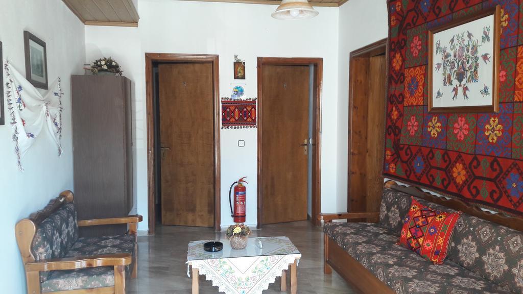 Aris Rooms Anogia 외부 사진